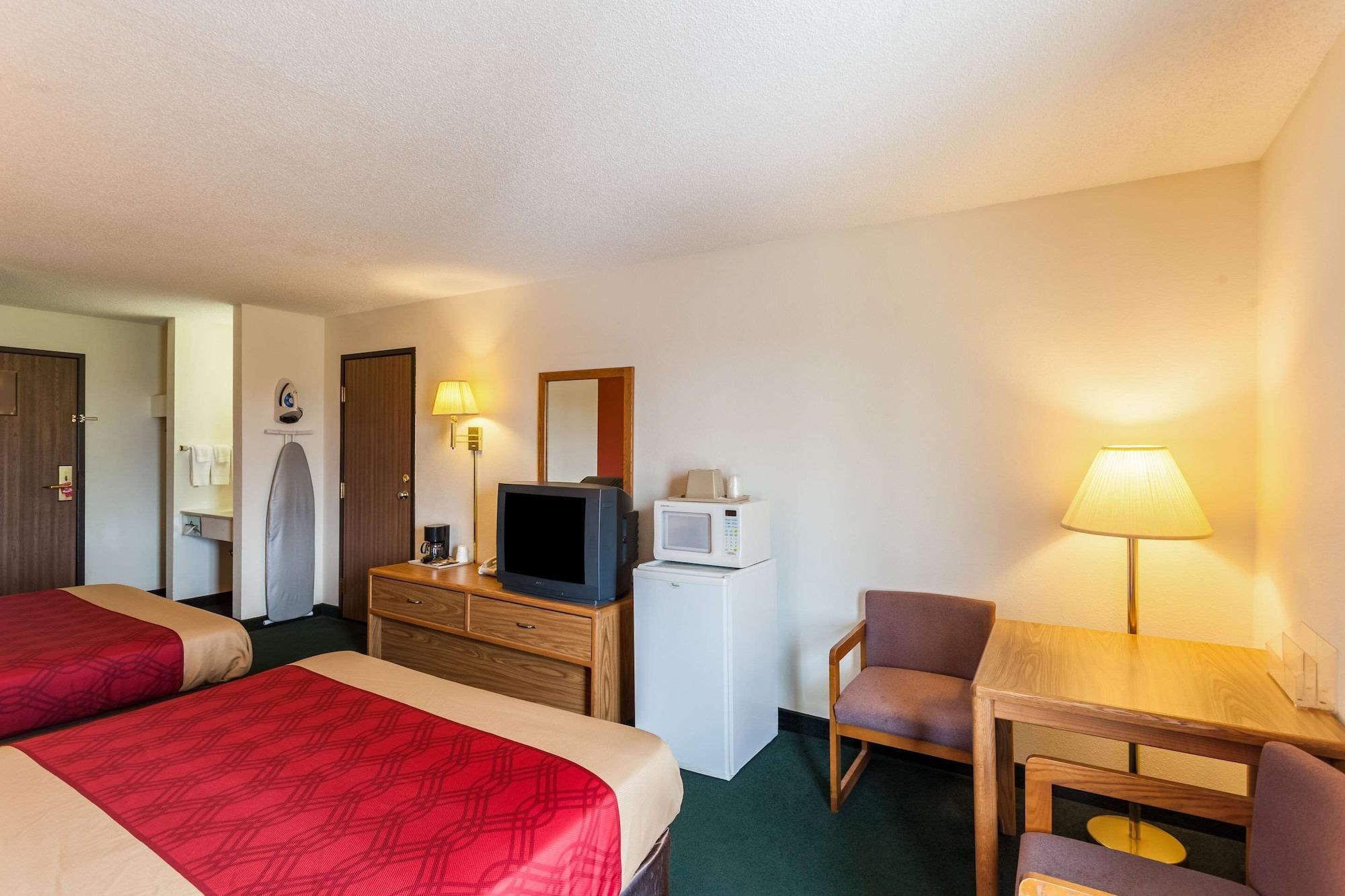 Econo Lodge Lincoln Esterno foto