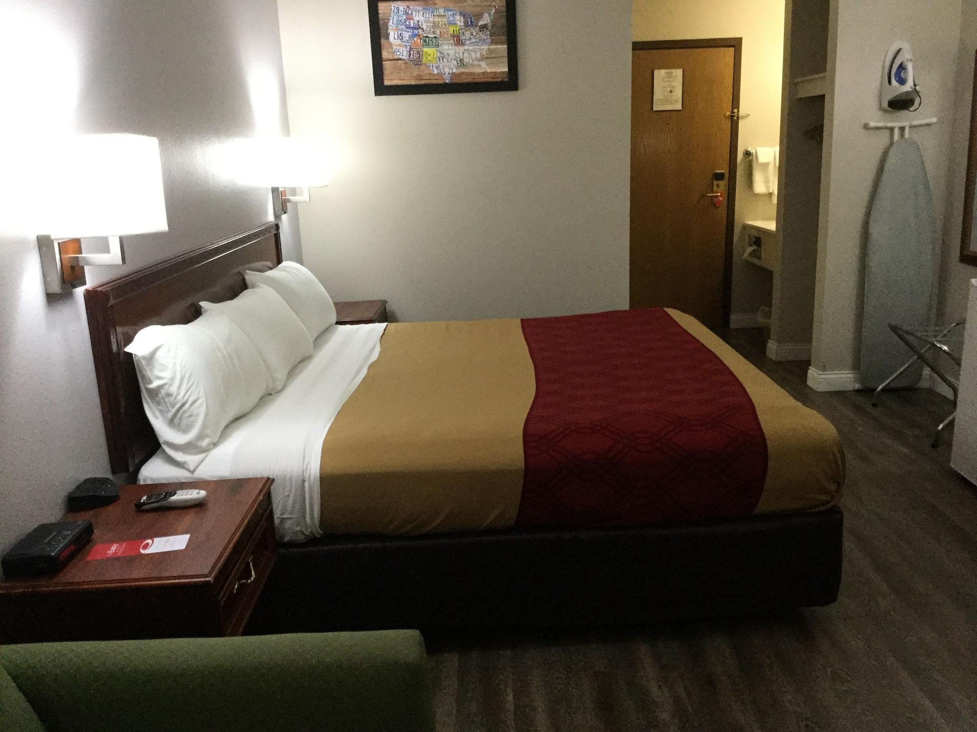 Econo Lodge Lincoln Esterno foto