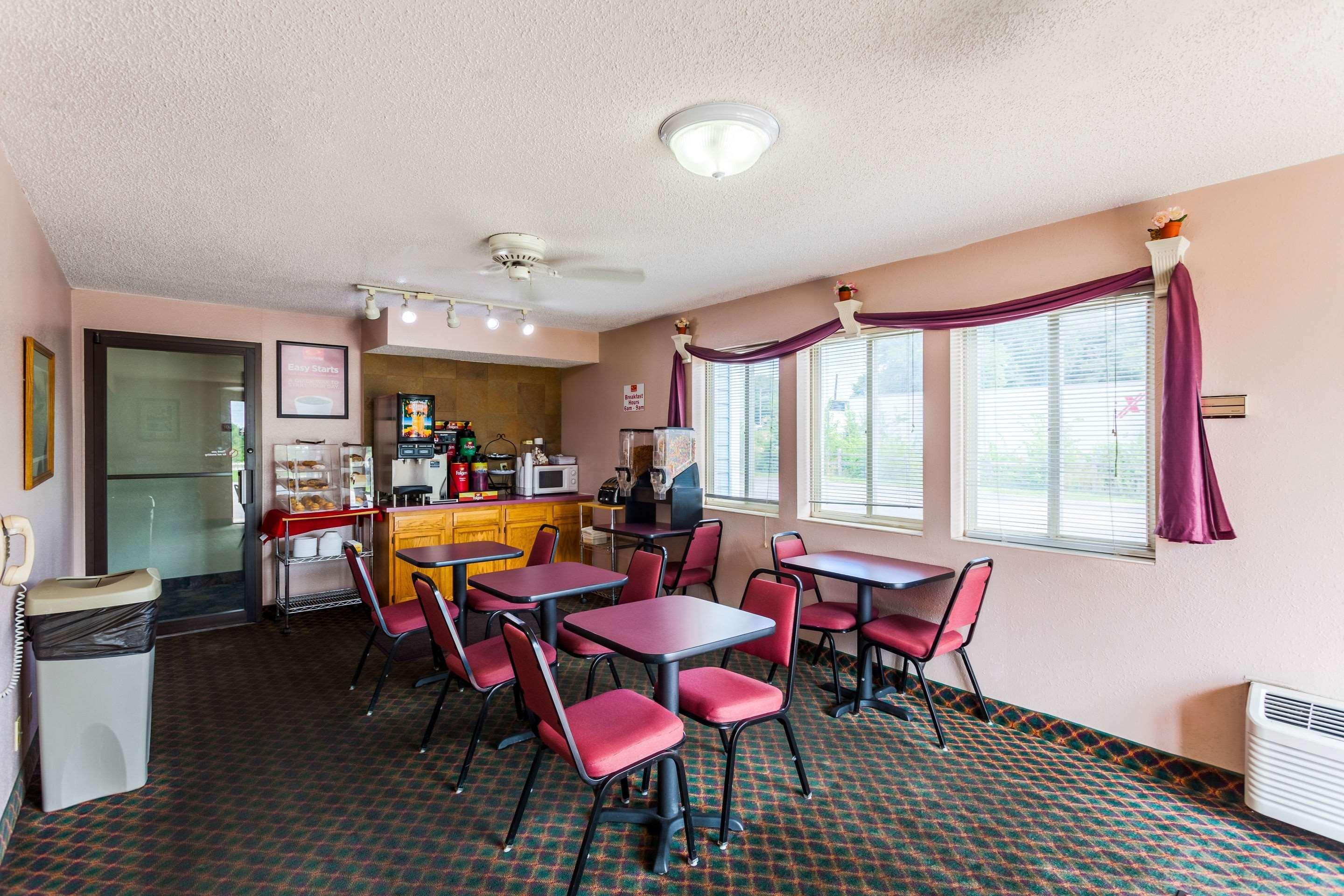 Econo Lodge Lincoln Esterno foto